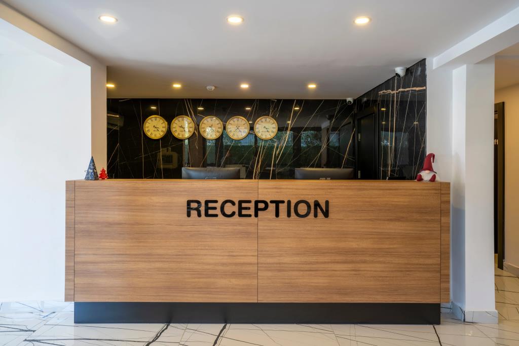 Irenic Hotel 0*