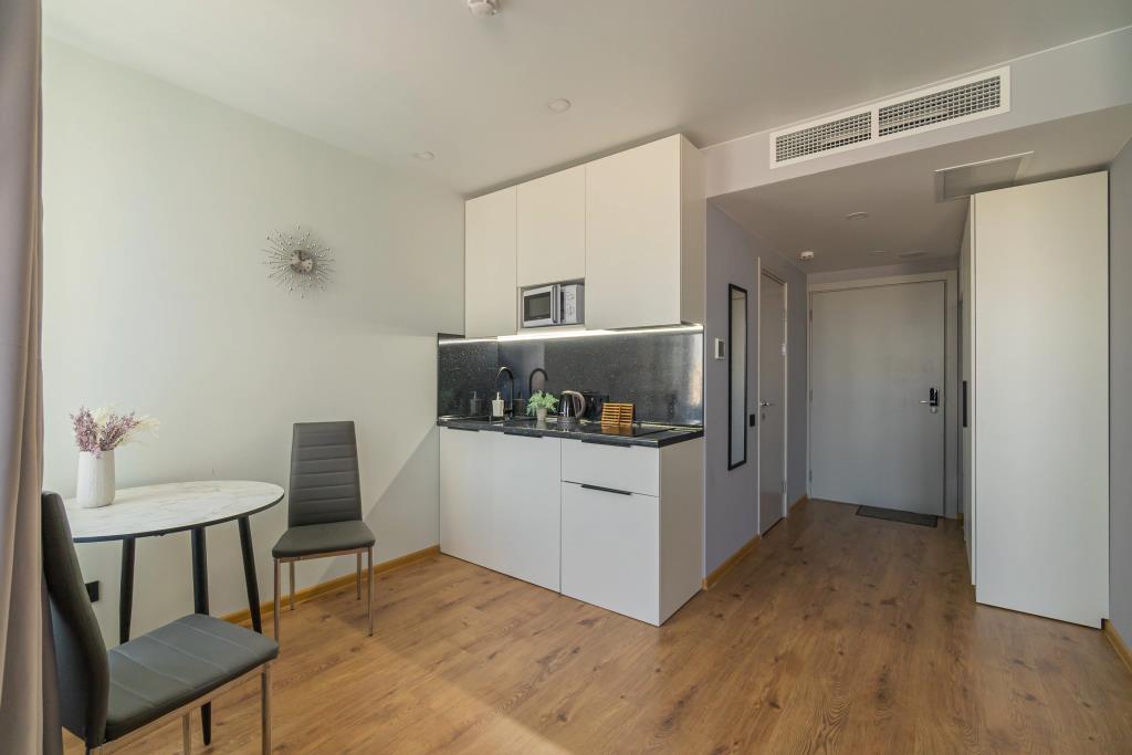 Apartment SalutApart 5W 0*