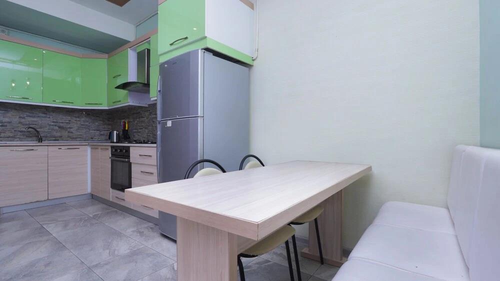Stay Inn on 33.1 Mashtots Ave. 0*
