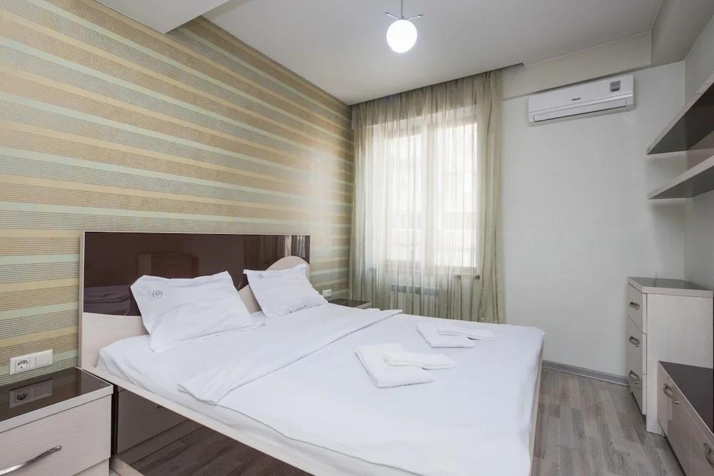 Stay Inn on 33.1 Mashtots Ave. 0*
