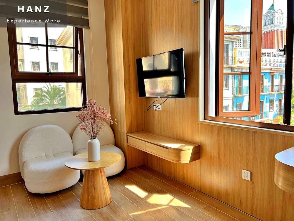 HANZ Lagoon Sunset Boutique Hotel 2*