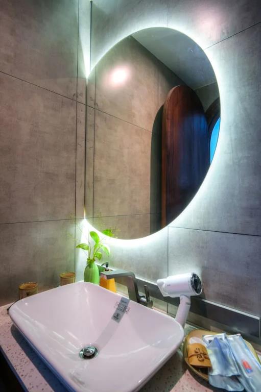MTR Apartment & Hotel Da Nang 4*