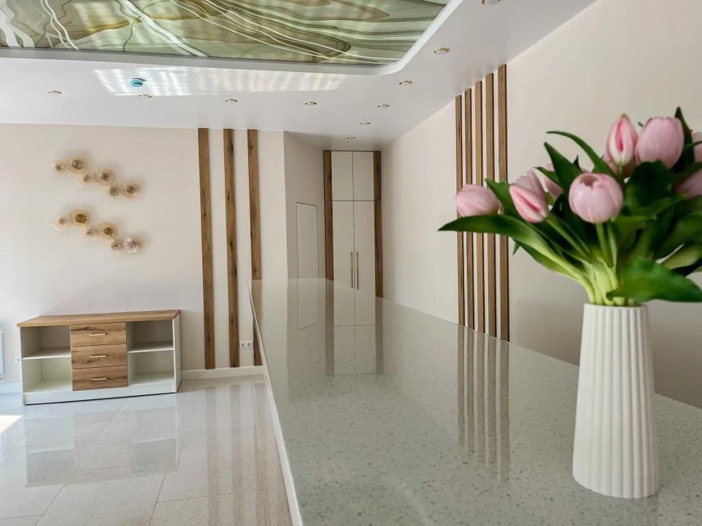Morein Hotel 4*