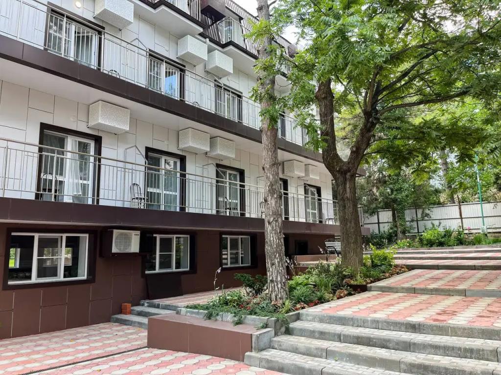 Morein Hotel 4*