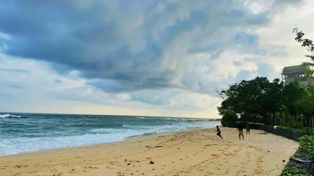 Beverly Beach Mirissa 2*