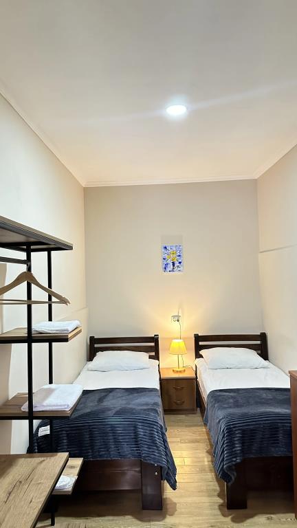 Meshia Apartments 0*