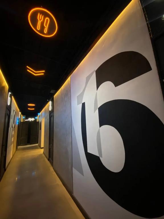 H16 Mini-hotel 0*