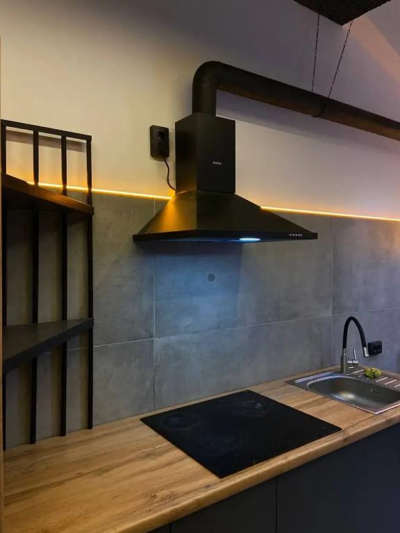 H16 Mini-hotel 0*