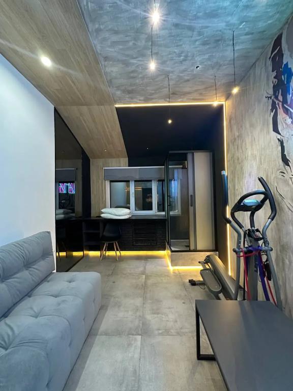 H16 Mini-hotel 0*