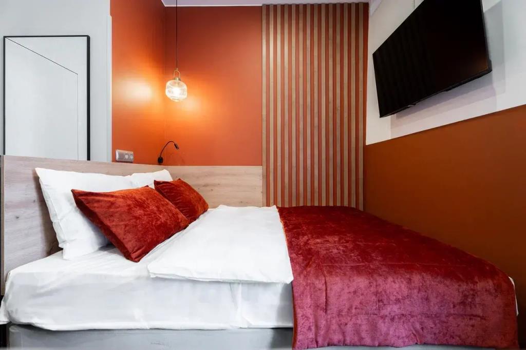 Barolo Apartments 0*