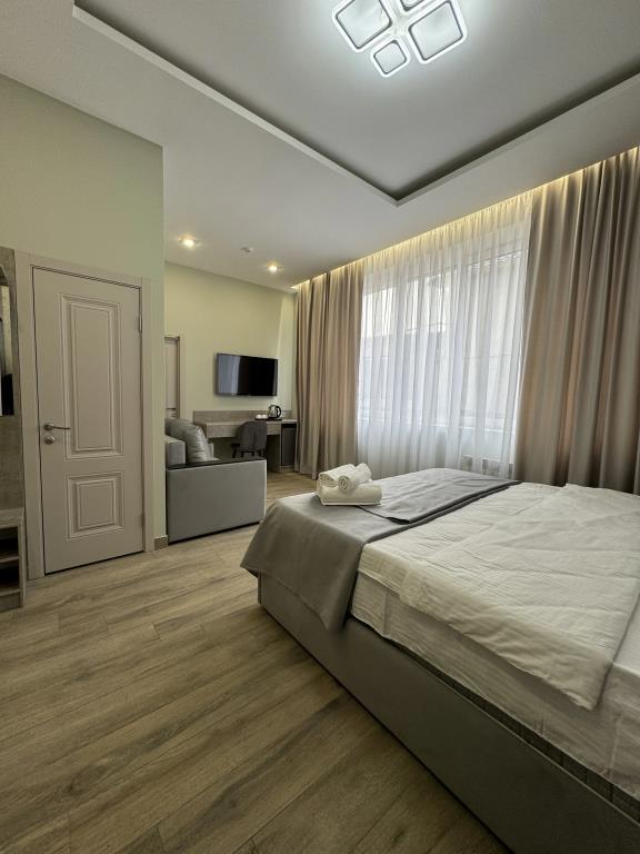 Hotel VS Hotel Hotel 3*