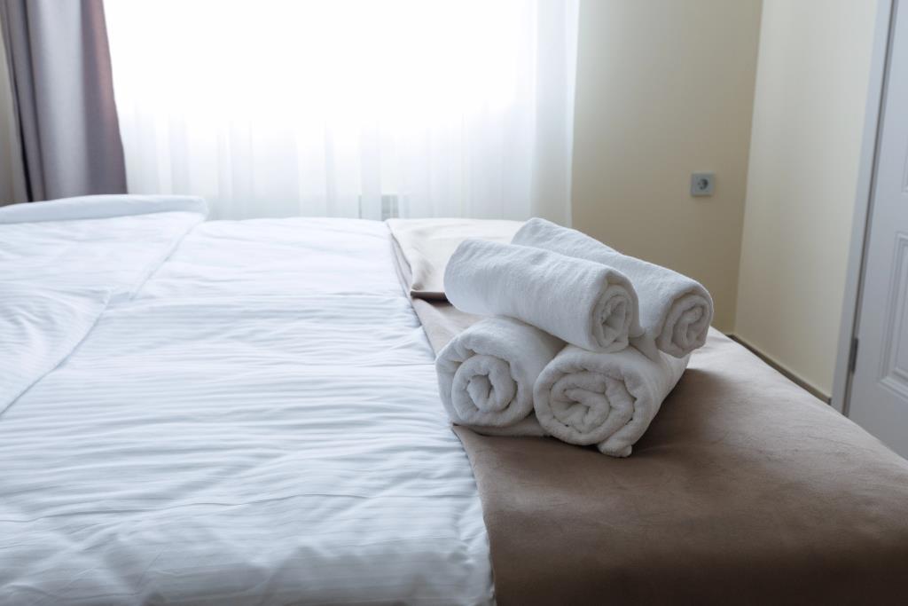 Hotel VS Hotel Hotel 3*