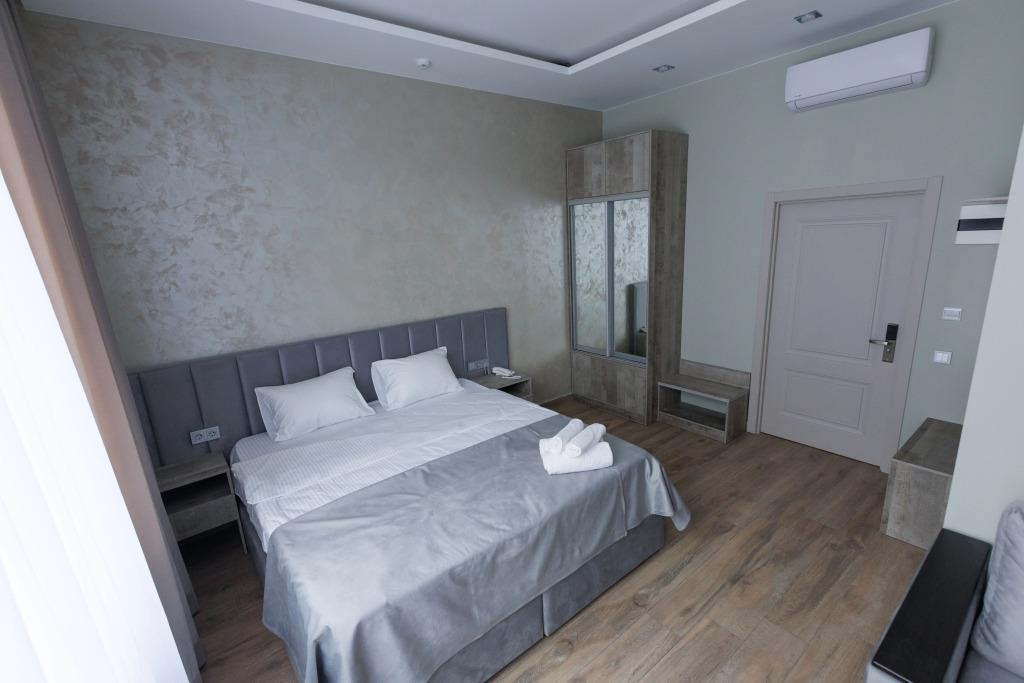 Hotel VS Hotel Hotel 3*