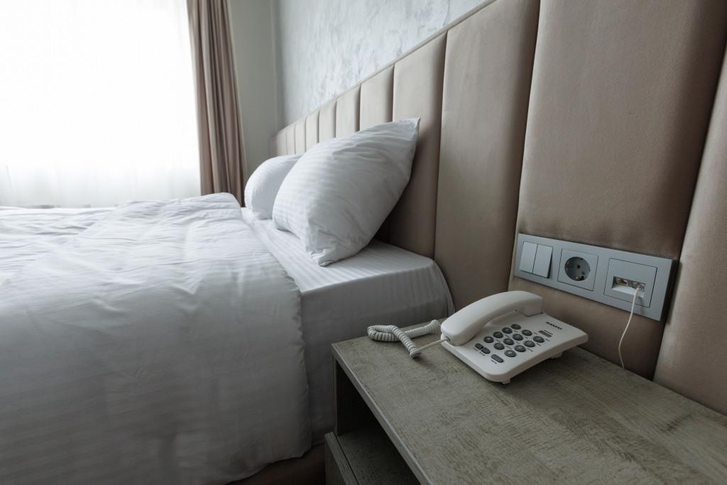 Hotel VS Hotel Hotel 3*