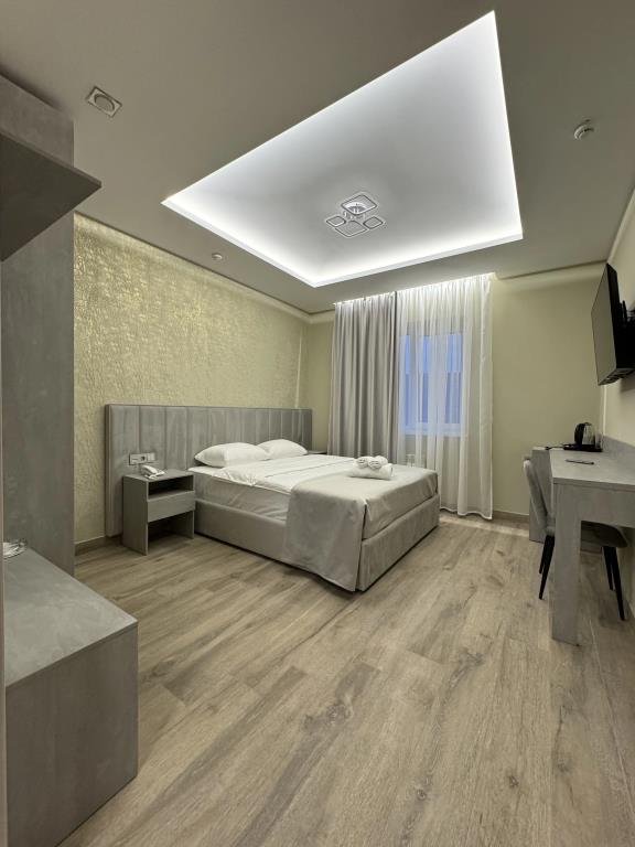Hotel VS Hotel Hotel 3*