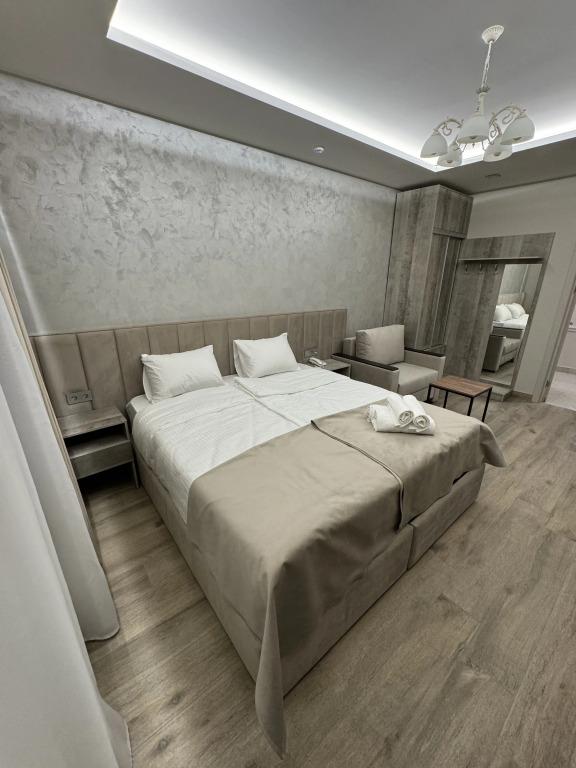 Hotel VS Hotel Hotel 3*