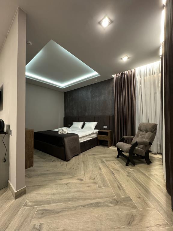 Hotel VS Hotel Hotel 3*