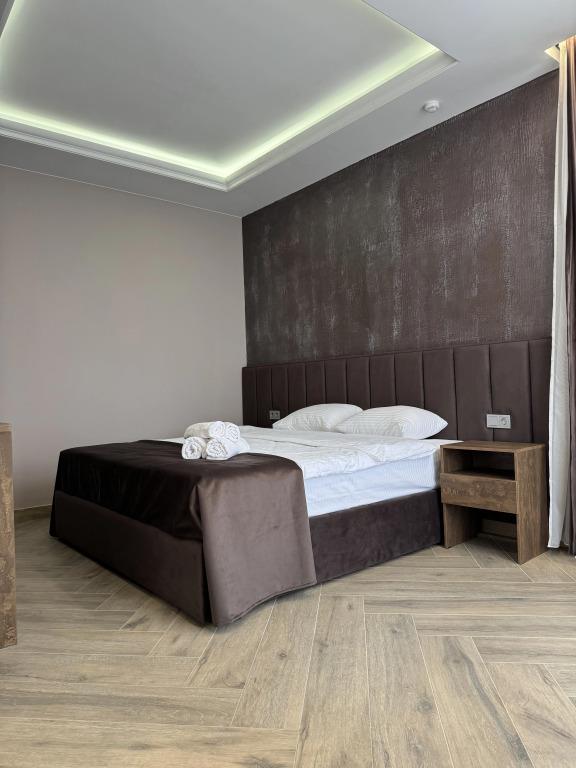 Hotel VS Hotel Hotel 3*