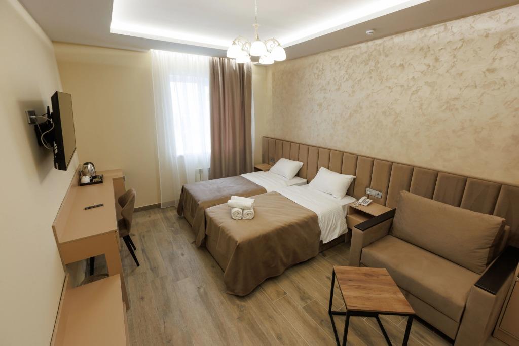 Hotel VS Hotel Hotel 3*