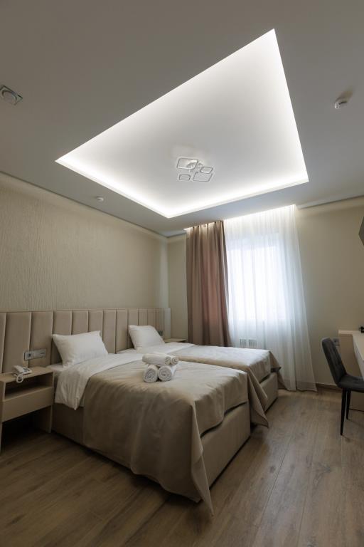 Hotel VS Hotel Hotel 3*
