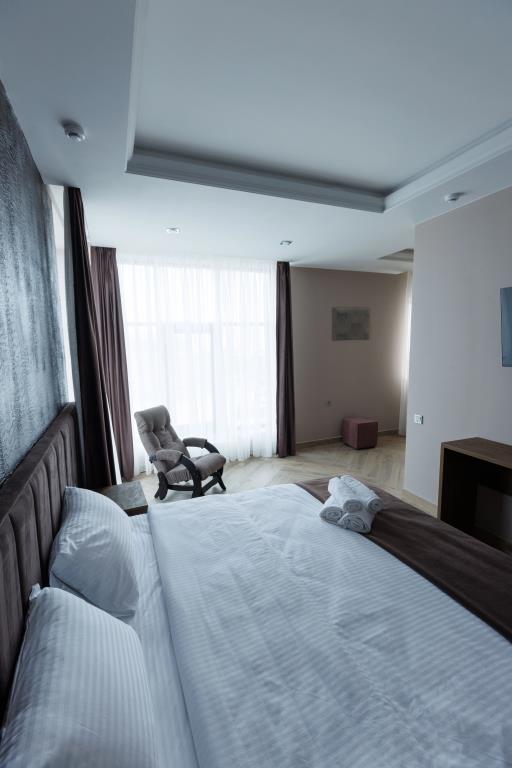 Hotel VS Hotel Hotel 3*
