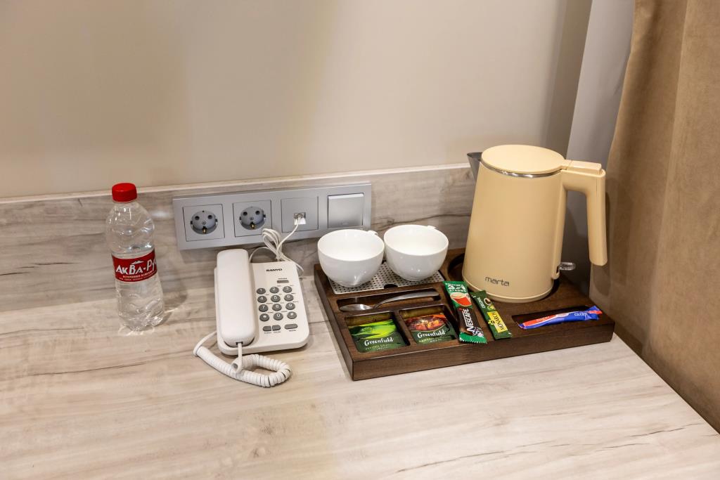 Hotel VS Hotel Hotel 3*