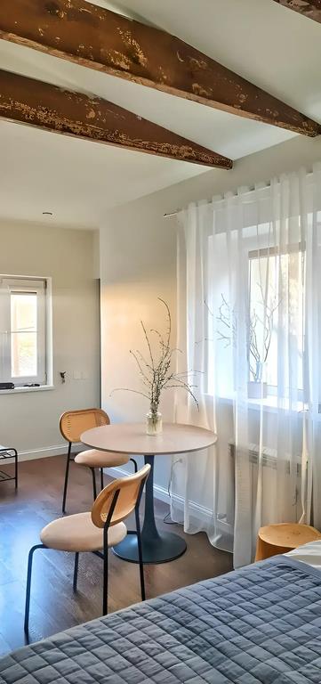 Travertin Wood Apartments 0*