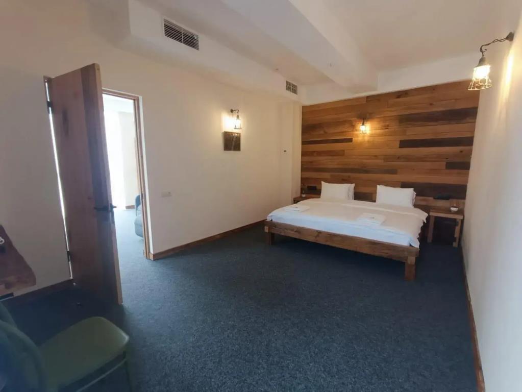 Sazano Wine Cellar Hotel 4*