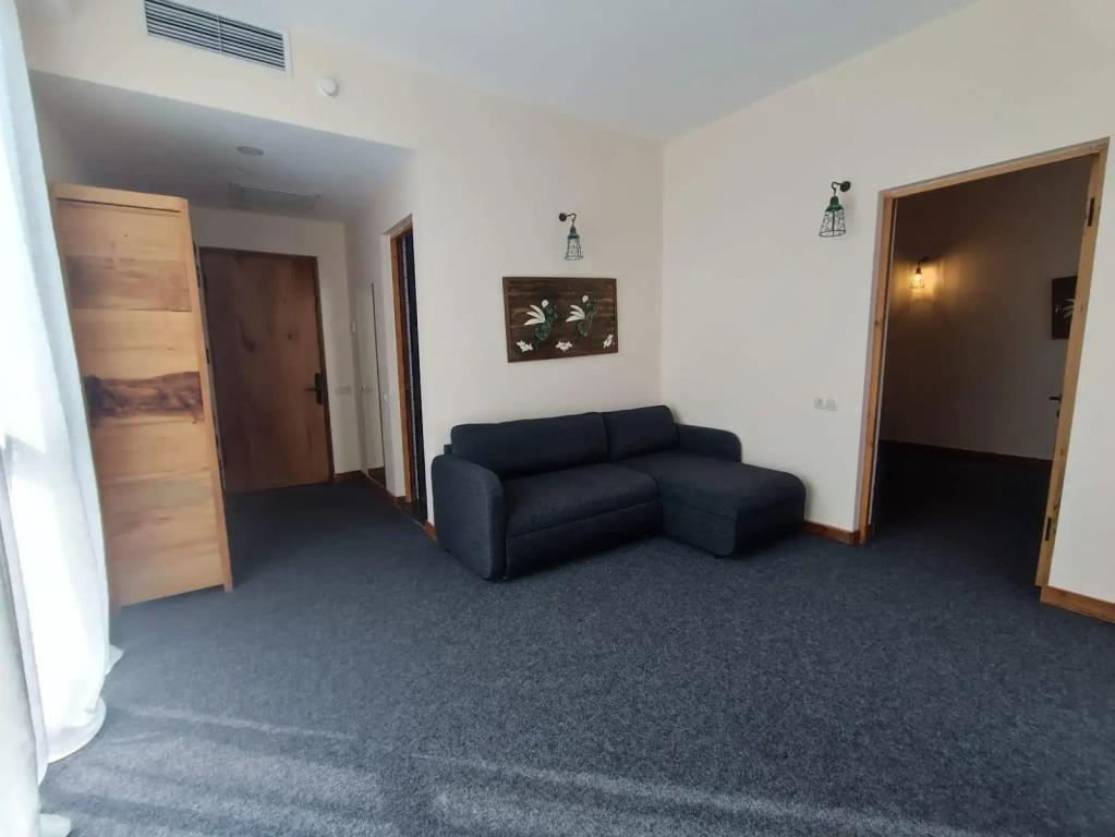 Sazano Wine Cellar Hotel 4*