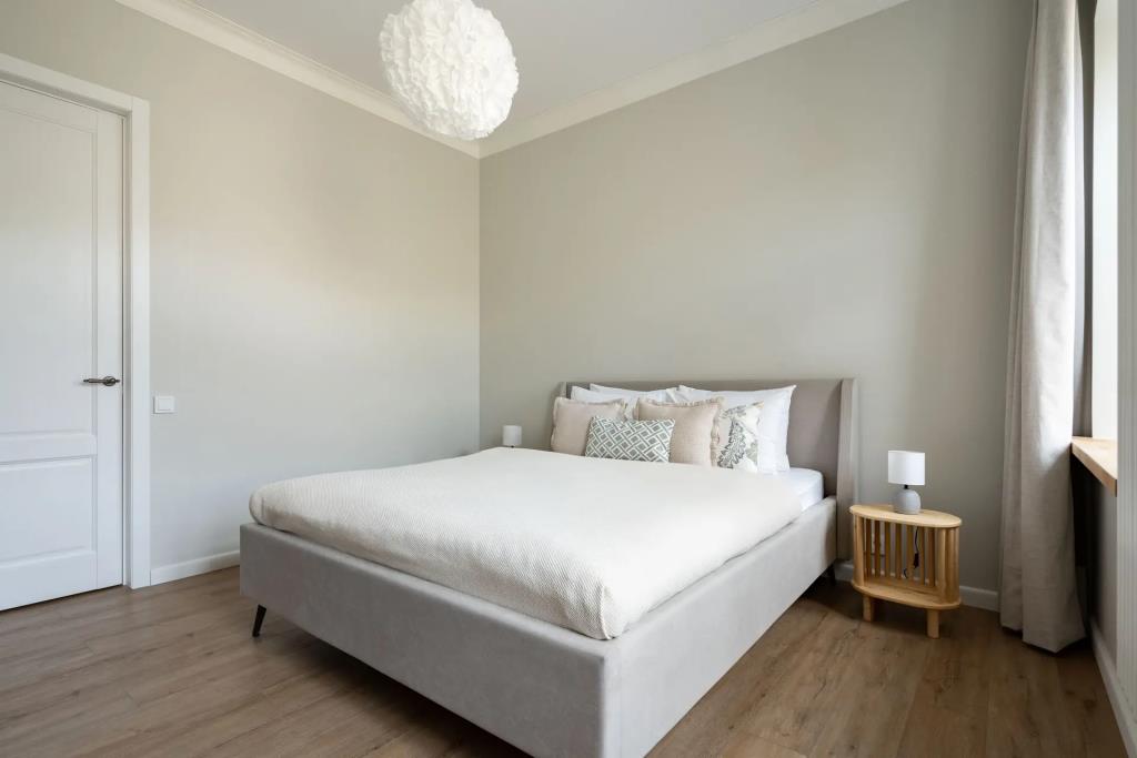 LetYourFlat «Empress» Apartments 0*