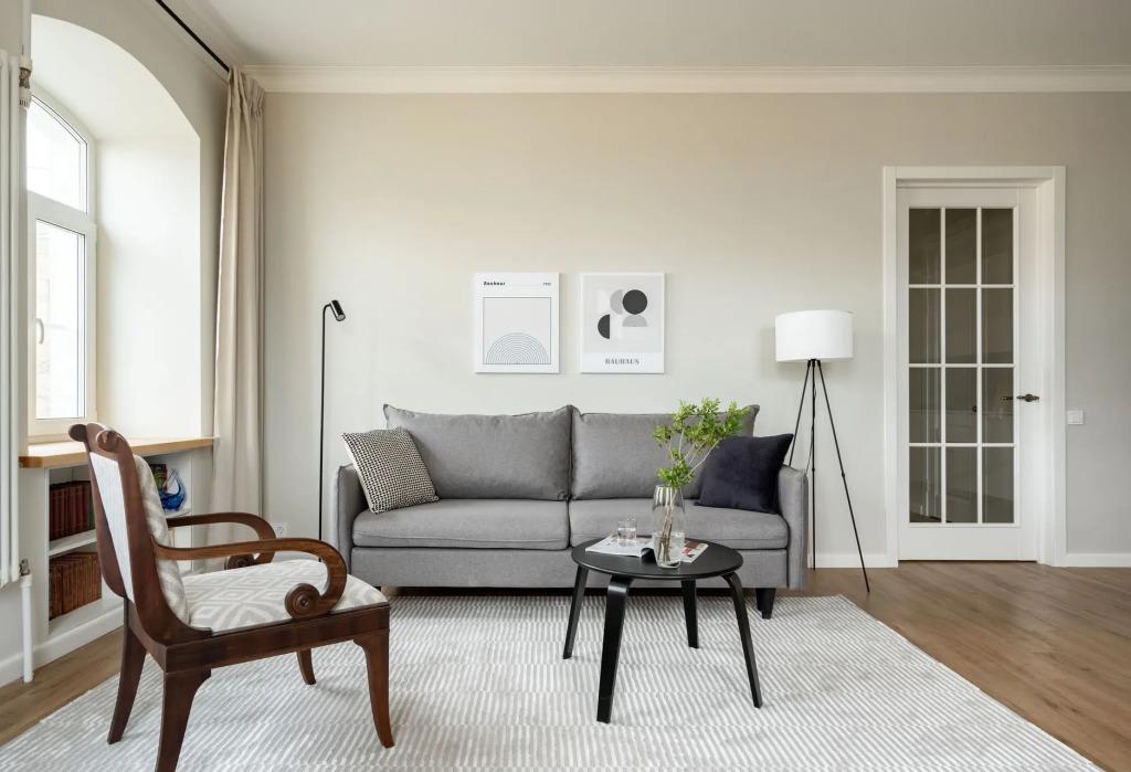 LetYourFlat «Empress» Apartments 0*