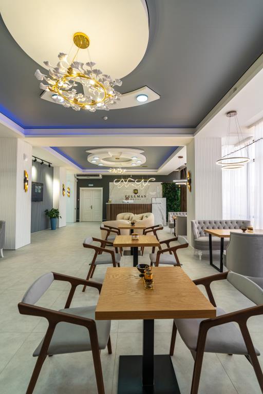 Pullman DM Hotel 0*