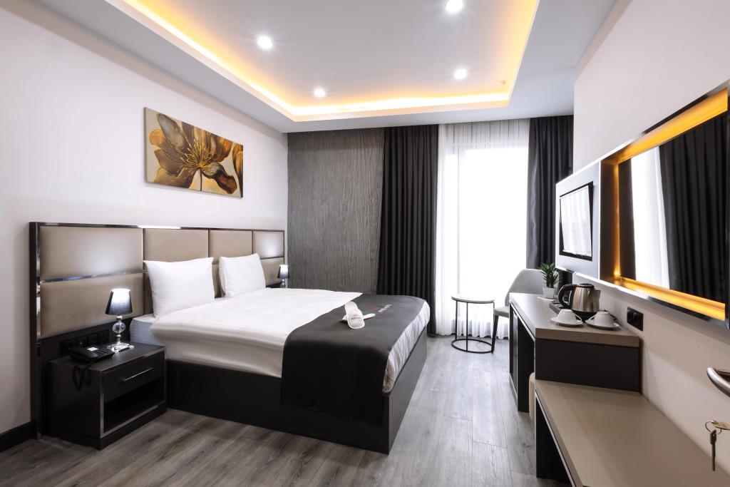 Meyzi Hotel 3*