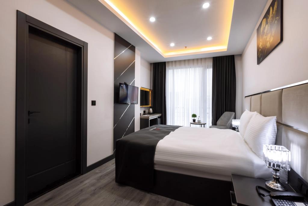 Meyzi Hotel 3*