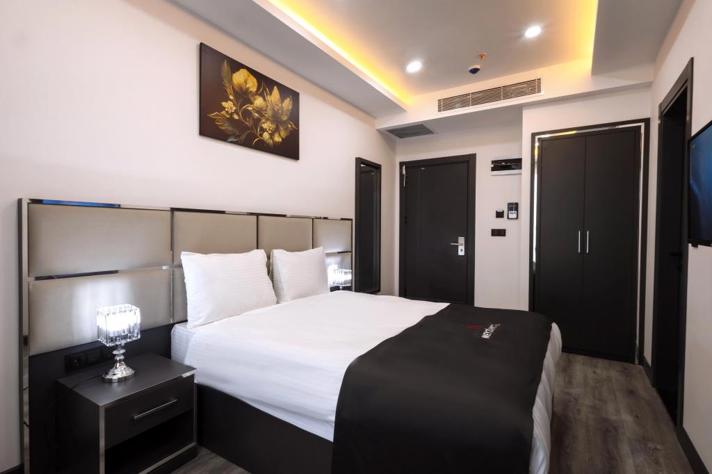 Meyzi Hotel 3*