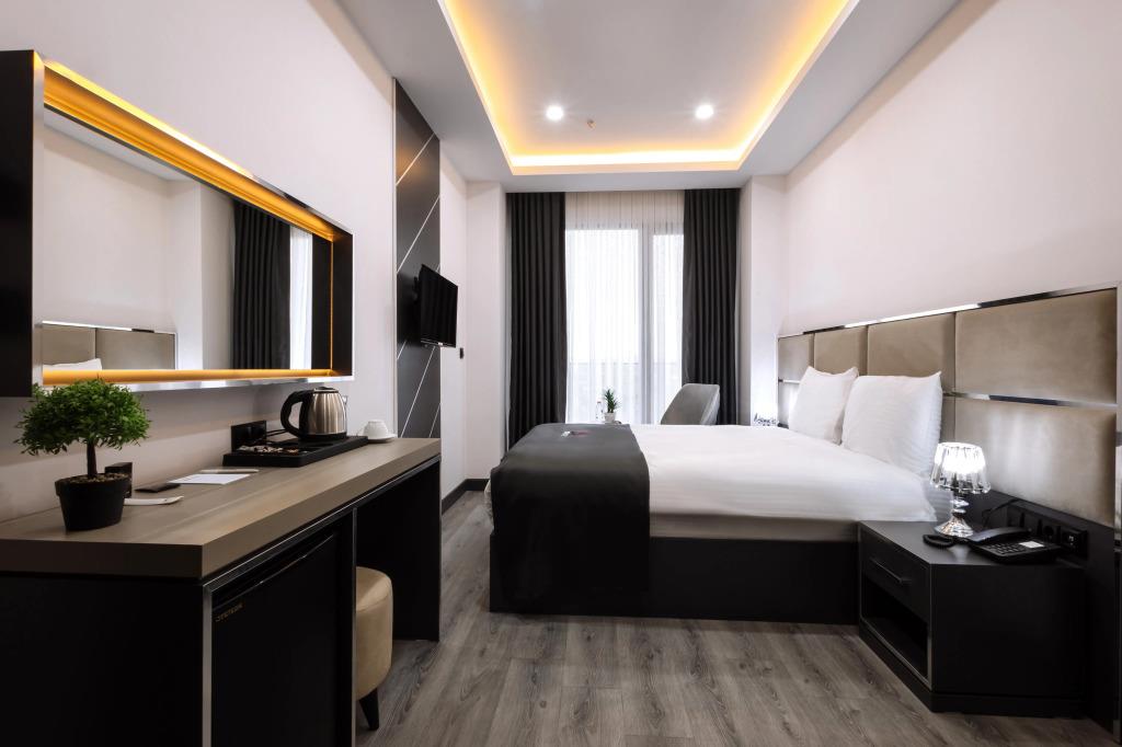 Meyzi Hotel 3*
