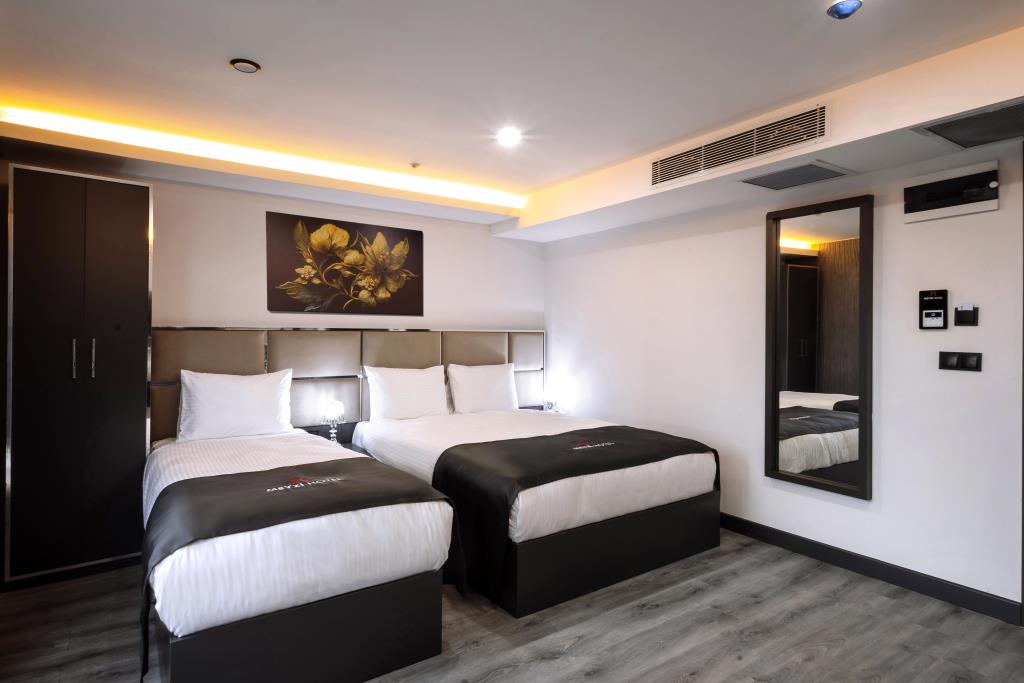 Meyzi Hotel 3*