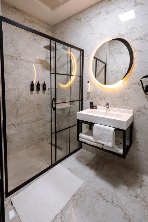 Meyzi Hotel 3*
