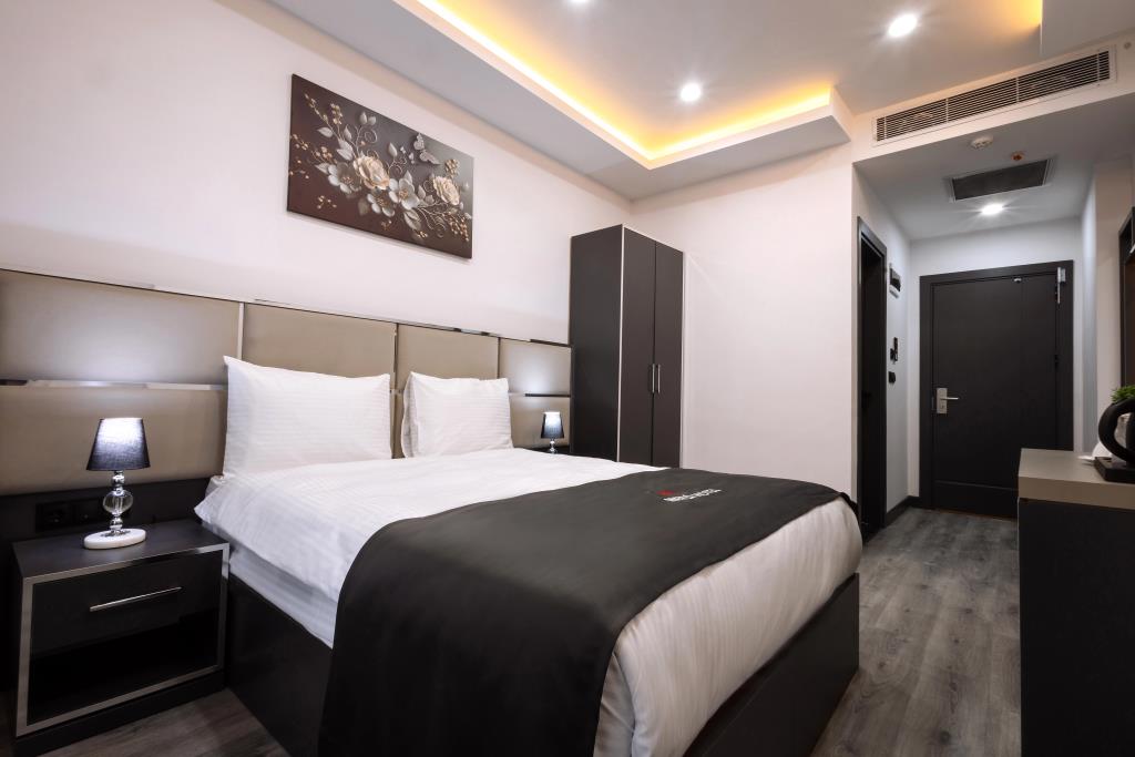 Meyzi Hotel 3*