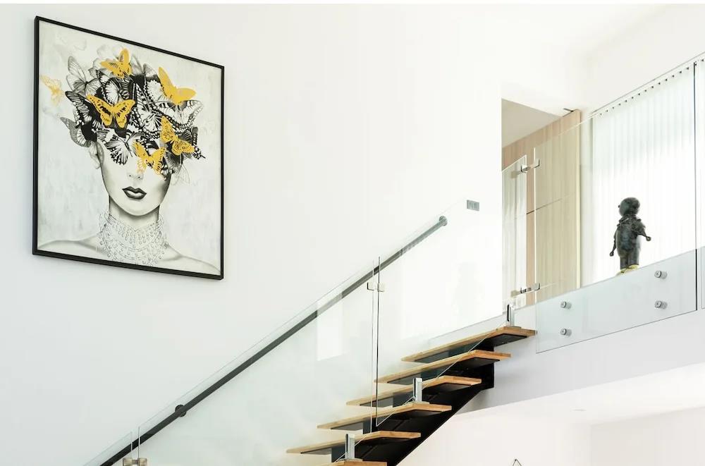 Luxury 5 Bedroom Modern Villa - KBR17 0*