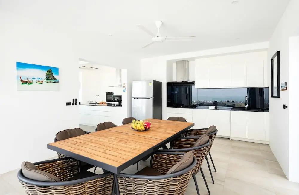 Luxury 5 Bedroom Modern Villa - KBR17 0*