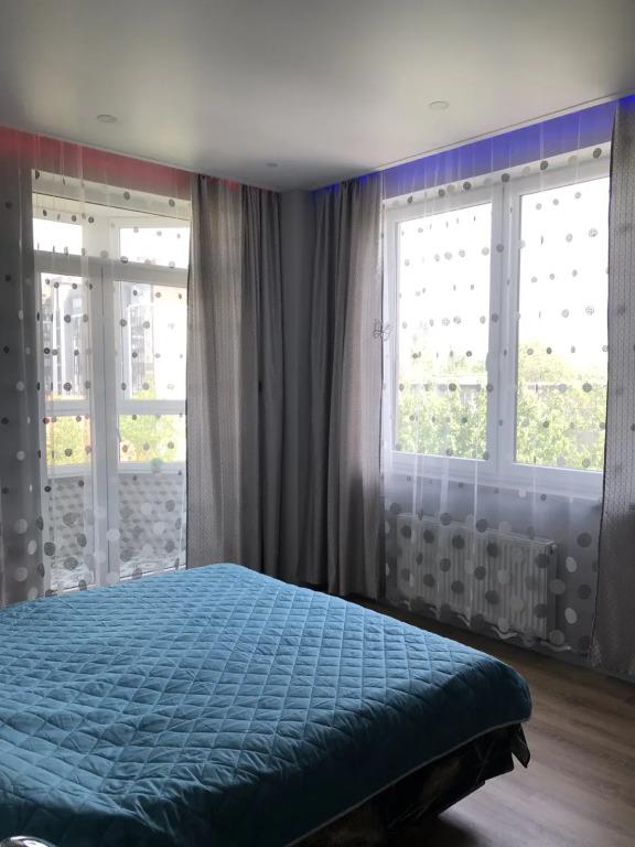 Moon Apartments 0*