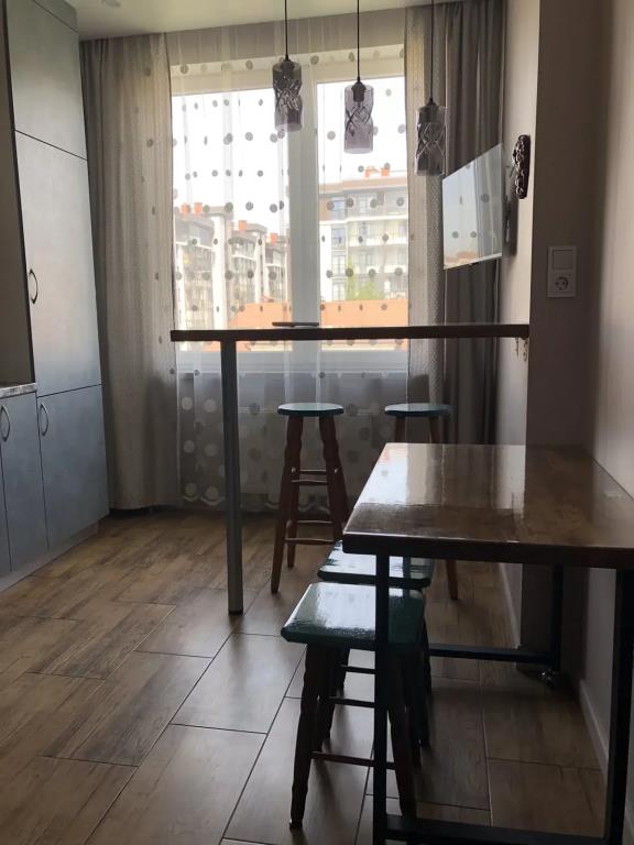 Moon Apartments 0*