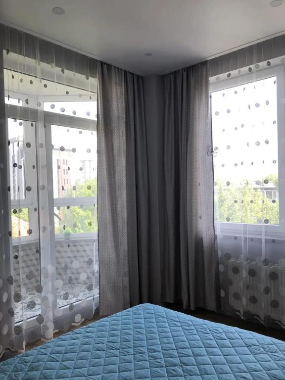 Moon Apartments 0*