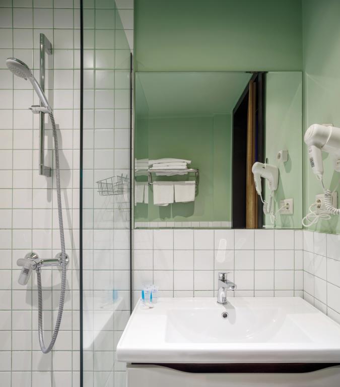Address Inn Hotel 4*