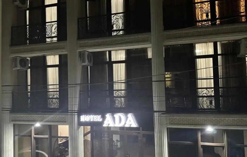 Ada Hotel 0*