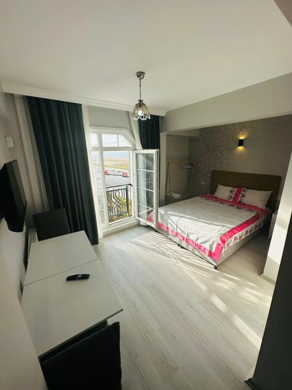 Airport Black Sea Hotel & Restaurant Hotel 0*