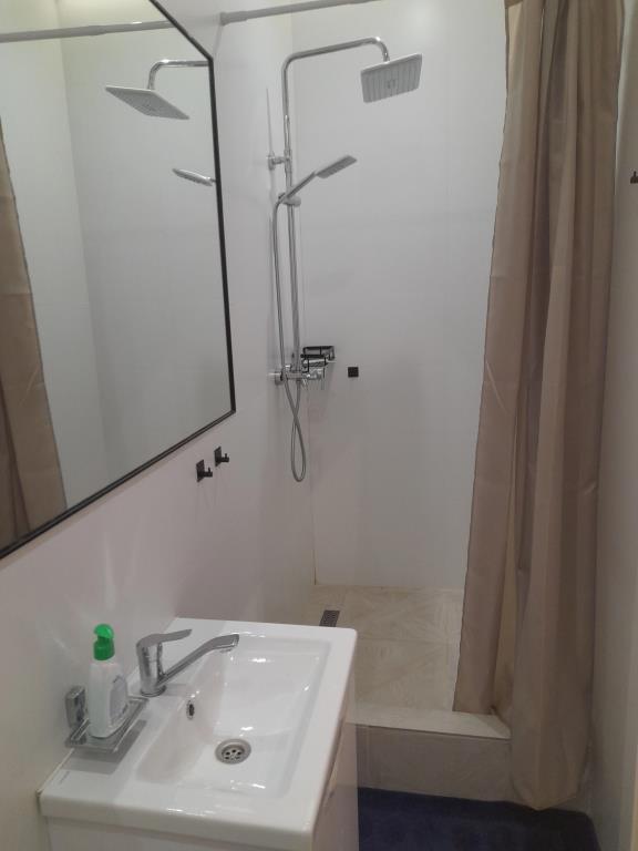 Yanvar Inn Hotel 0*