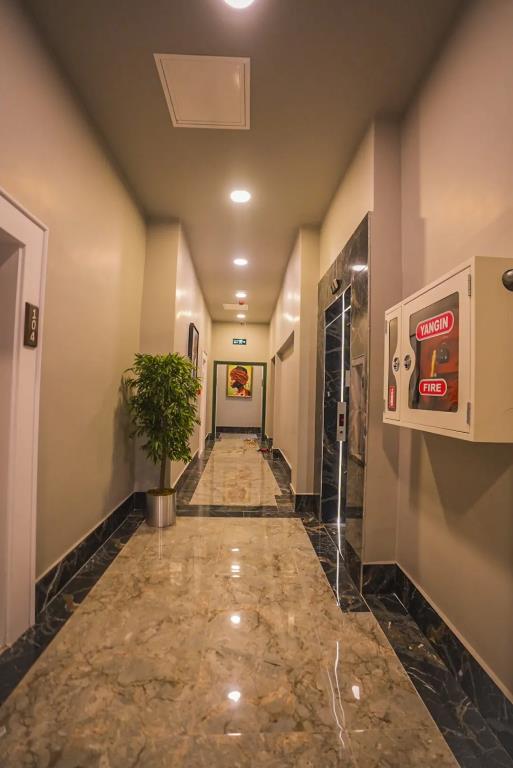 Aria Palace Hotel 0*