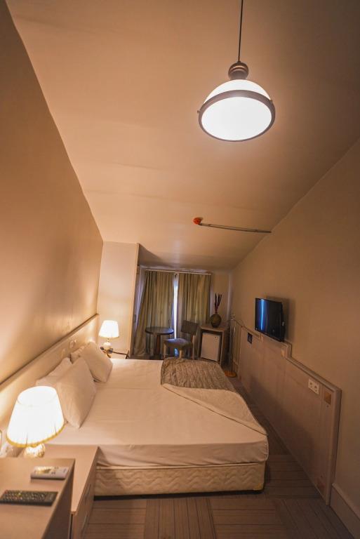 Aria Palace Hotel 0*